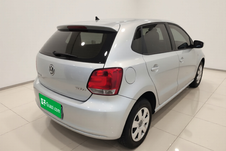 大众 Polo 2011款 1.4L 手动致乐版车身外观7
