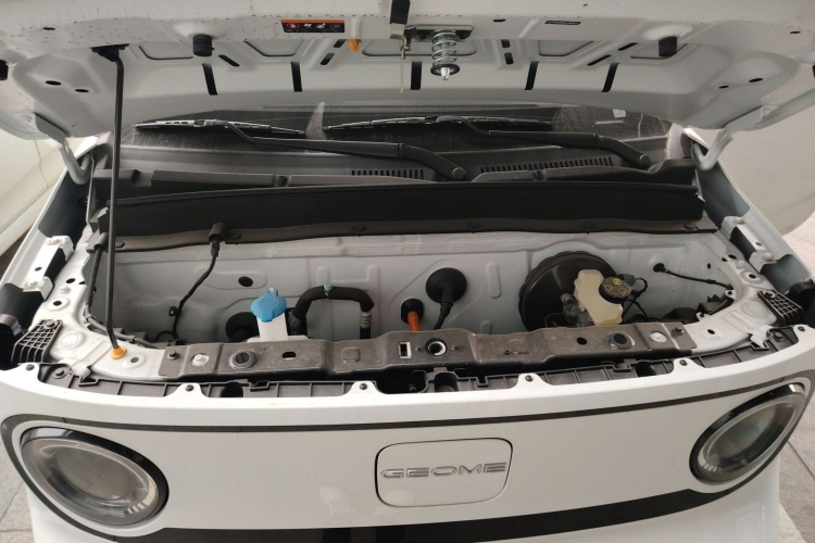 吉利银河 2025款 210km 熊猫骑士机舱底盘24