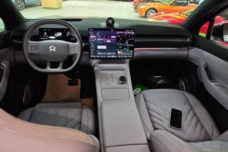 蔚来EC6 2025款 75kWh中控内饰12