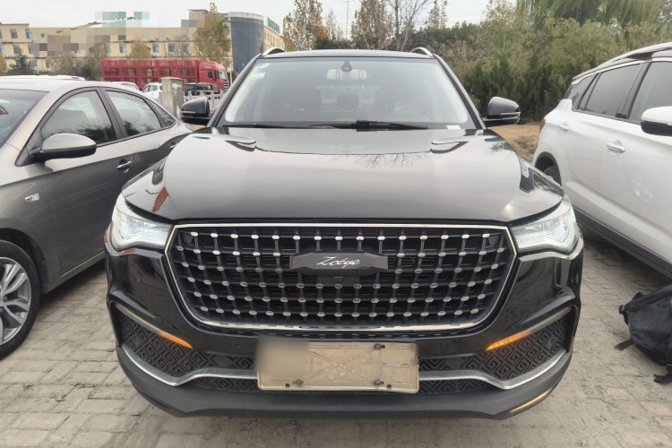 众泰T700 2017款 1.8T 双离合尊贵型车身外观2