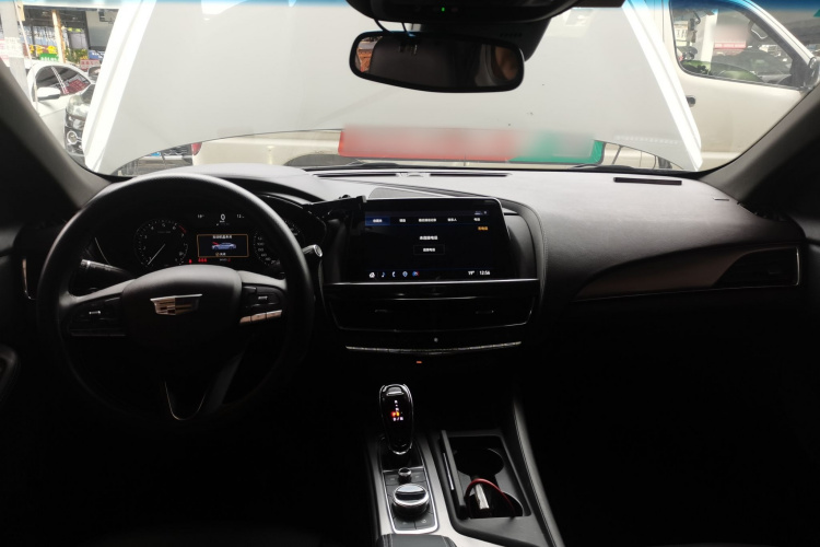 凯迪拉克CT5 2022款 28T 豪华型（标准版）中控内饰12