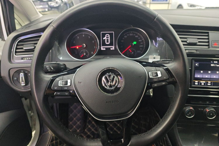 大众 高尔夫 2018款 1.6L 自动舒适型局部细节13