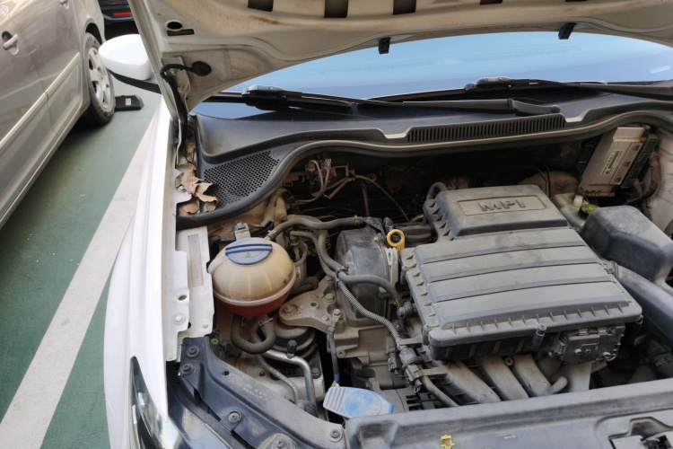 大众 Polo 2016款 1.6L 自动舒适型局部细节9006