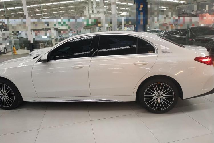 奔驰C级 2023款 C 260 L 运动版车身外观6003