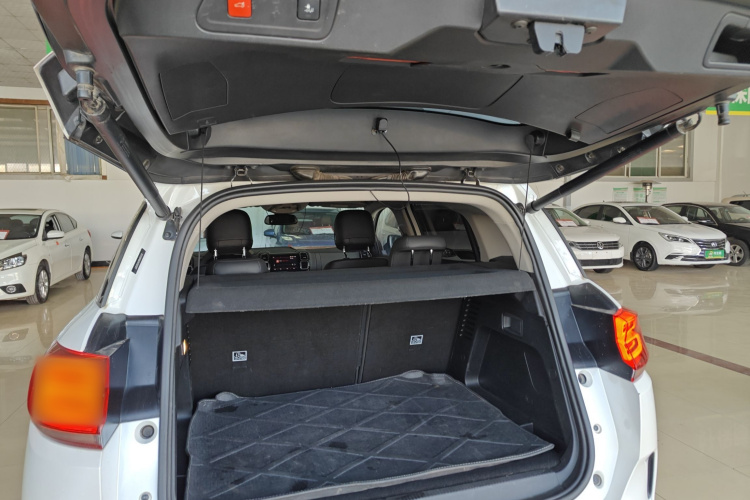 雪铁龙 天逸 C5 AIRCROSS 2017款 380THP 豪华型局部细节23