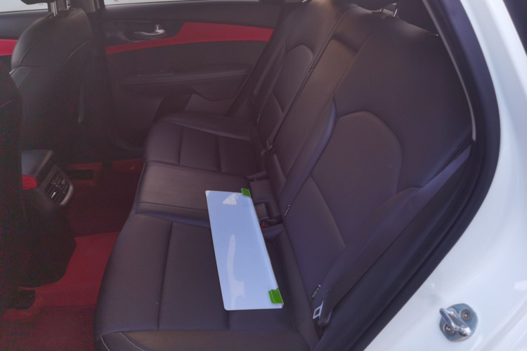 起亚K3 2019款 1.5L CVT智享互联版中控内饰21