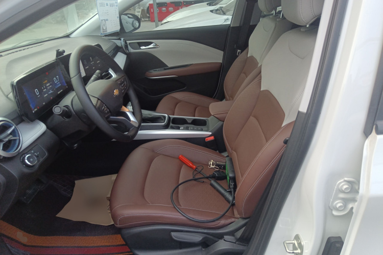 雪佛兰 科鲁泽 2023款 1.5L 双离合悦享版中控内饰19