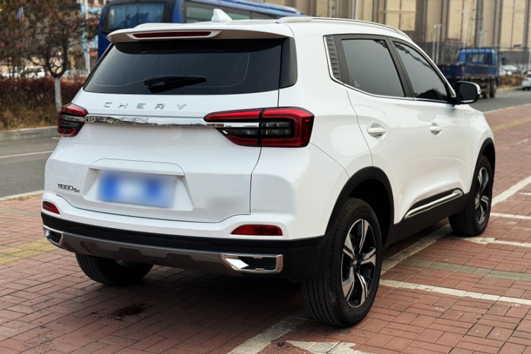 奇瑞 瑞虎5x 2024款 1.5L CVT新锐版车身外观6007