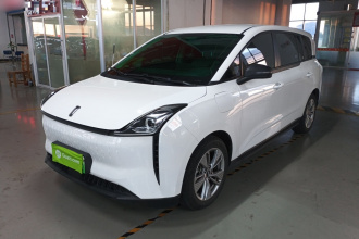 奔腾NAT 2023款 PRO 舒享出行加长换电版 401km