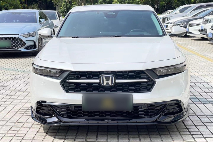 本田 雅阁新能源 2023款 2.0L e:PHEV 尊贵版车身外观6002