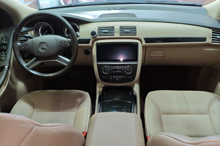 奔驰R级 2015款 R 320 4MATIC 豪华型中控内饰12