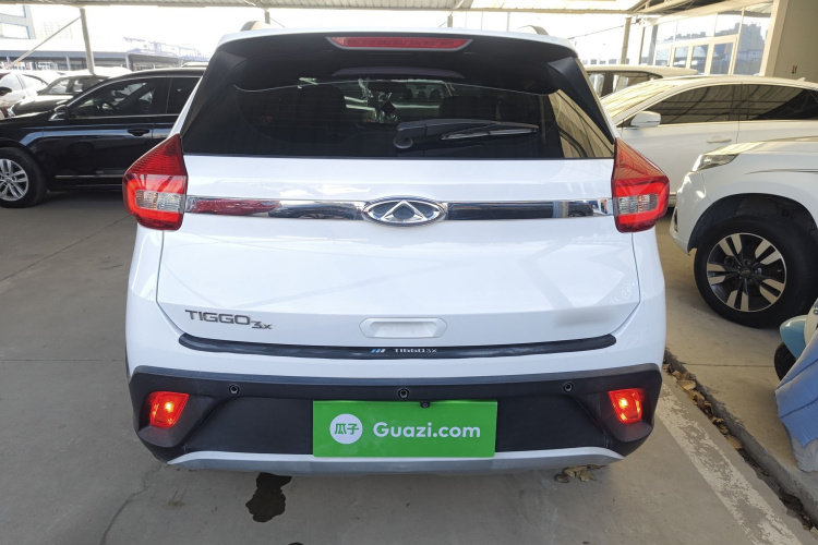 奇瑞 瑞虎3X 2018款 1.5L 自动精英版车身外观6