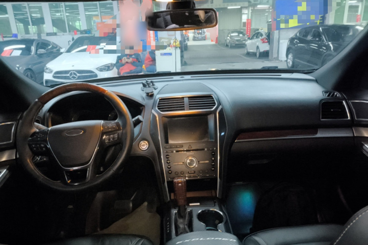 福特 探险者(进口) 2017款 3.5T 铂金版中控内饰12