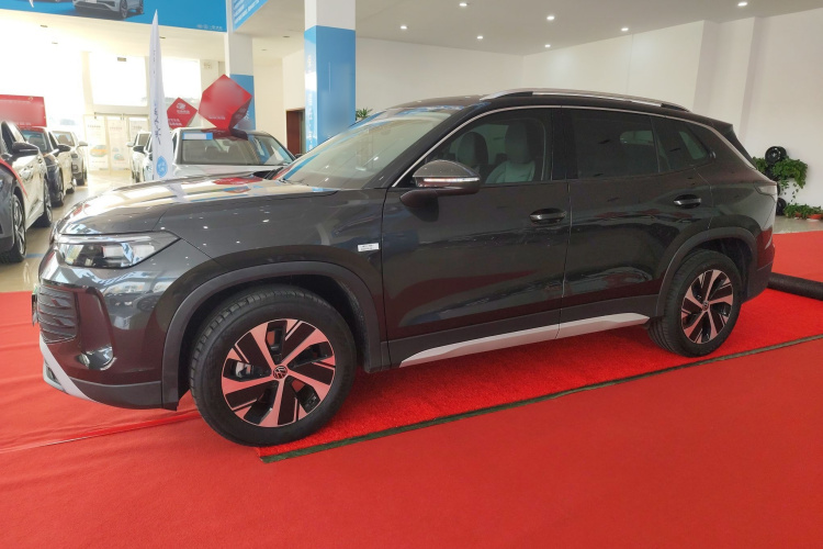 大众 2025款 探岳L 300TSI 两驱精英车身外观6003