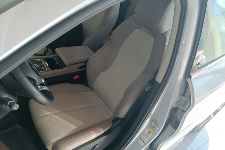 比亚迪 元PLUS 2023款 冠军版 430KM 领先型中控内饰19