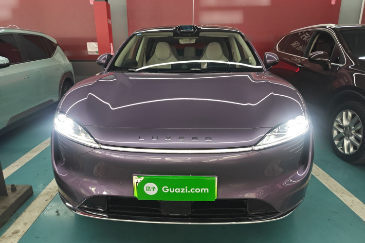 鸿蒙智行 智界R7 2024款 纯电 736km UItra车身外观6001