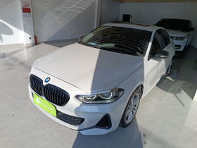 宝马1系 2021款 改款 120i M运动曜夜版