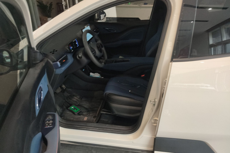 比亚迪 海鸥 2025款 305km 活力版中控内饰19