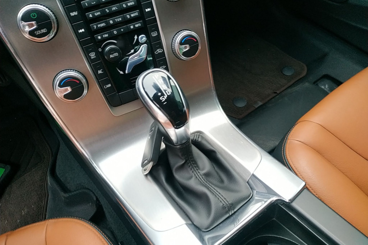 沃尔沃S60 2019款 S60L T5 智远版局部细节18