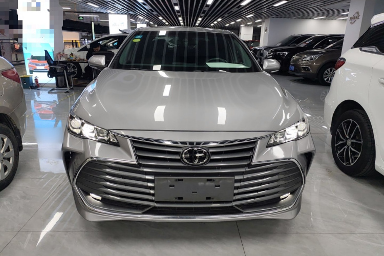 丰田 亚洲龙 2019款 2.0L 豪华版 国VI车身外观2