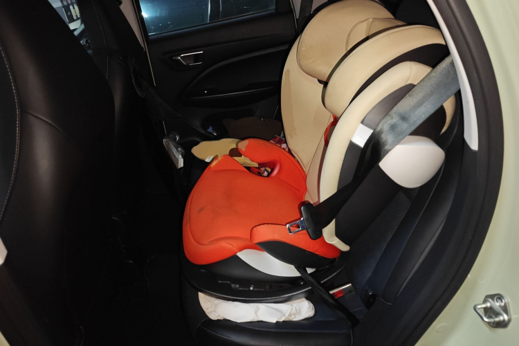 零跑汽车 零跑T03 2022款 星钻版中控内饰21