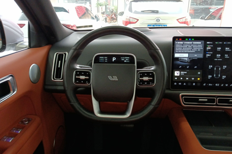 理想汽车 理想L9 2022款 Max中控内饰13