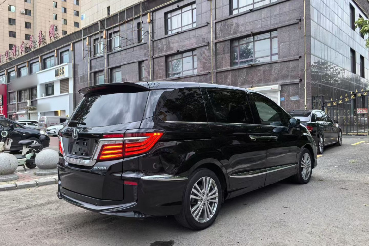 本田 艾力绅 2016款 2.4L 豪华版车身外观6005