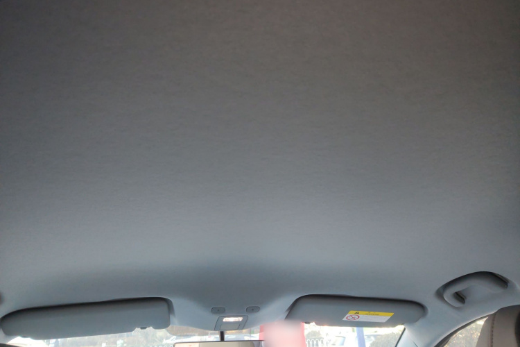 名爵 MG4 EV 2026款 437 从容版中控内饰22