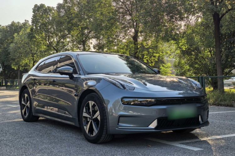 极氪001 2022款 超长续航单电机 WE版车身外观6008