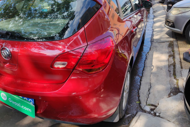 别克 英朗 2013款 XT 1.6L 自动时尚版车身外观6006