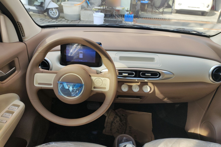 五菱汽车 宏光MINIEV 2025款 四门版 臻享+款中控内饰12