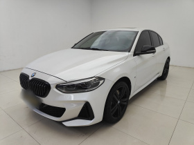 宝马1系 2021款 125i M运动曜夜版