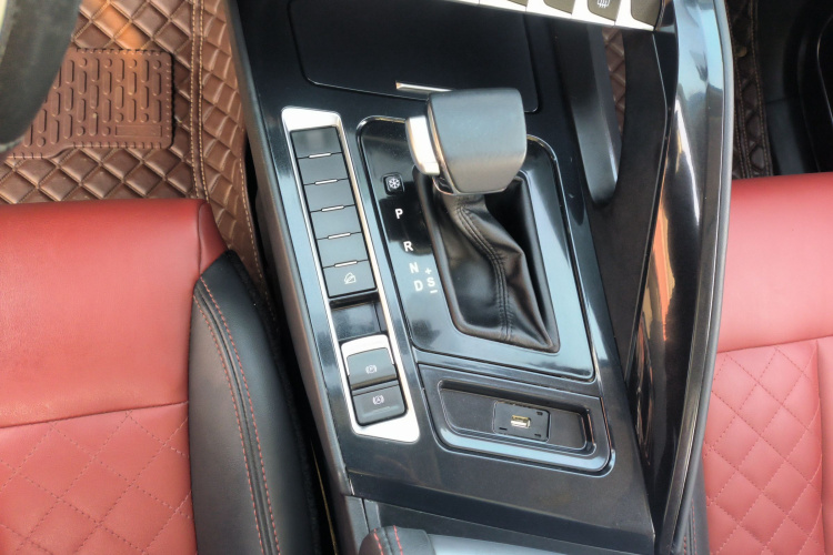 东风风行 风行T5 2018款 300T DCT智享型局部细节18