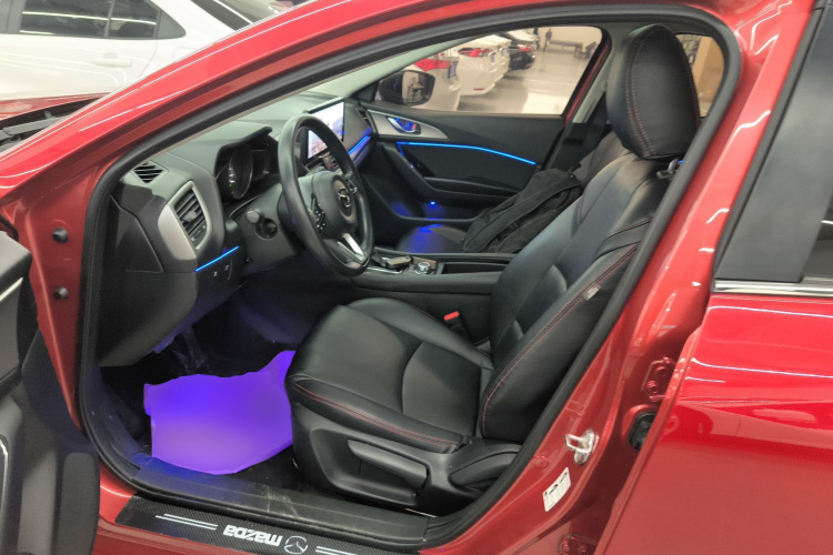 马自达3 昂克赛拉 2017款 两厢 1.5L 自动豪华型 国V中控内饰19