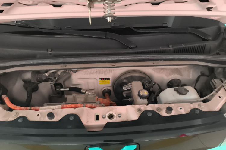 五菱汽车 宏光MINIEV 2021款 马卡龙臻享款 磷酸铁锂机舱底盘24