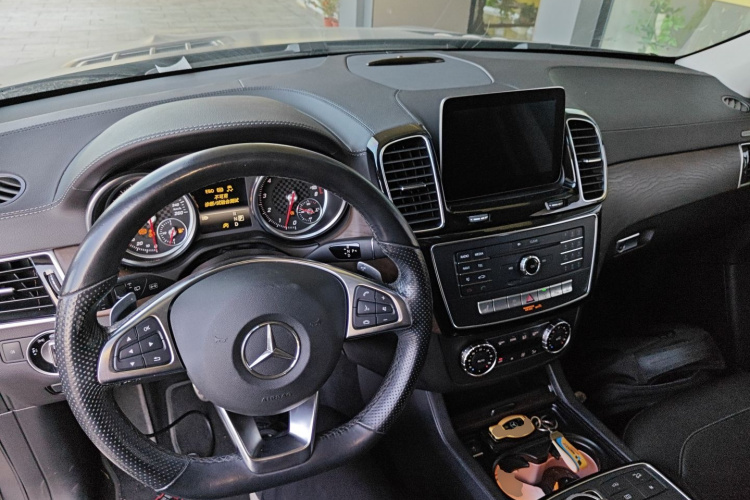 奔驰GLE 2016款 GLE 450 AMG 4MATIC中控内饰12