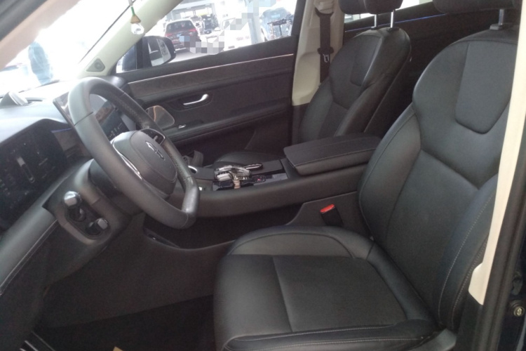 鸿蒙智行 问界M5 2022款 增程后驱标准版中控内饰19