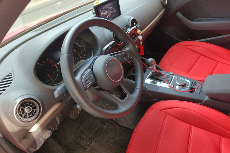 奥迪A3 2020款 Limousine 35 TFSI 进取型 国VI中控内饰13