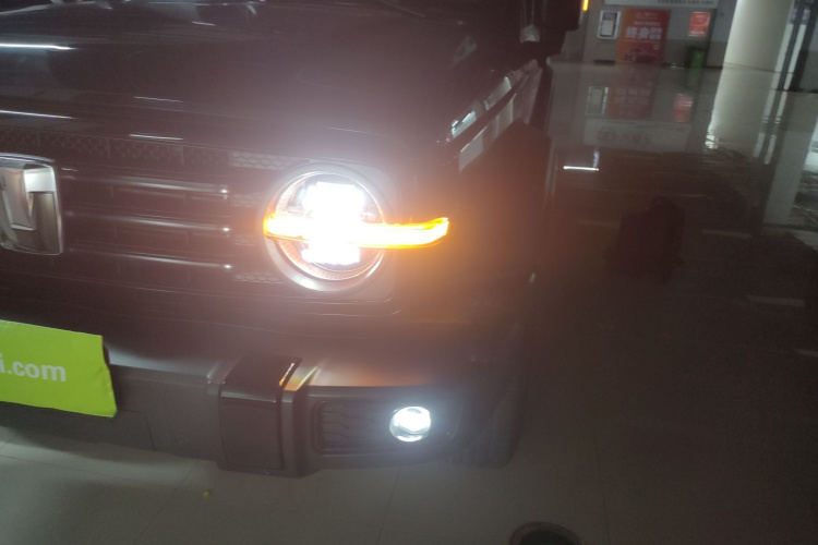 坦克300 2024款 2.0T 征服者局部细节36