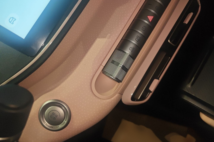 比亚迪 海鸥 2024款 荣耀版 305km 活力版局部细节18