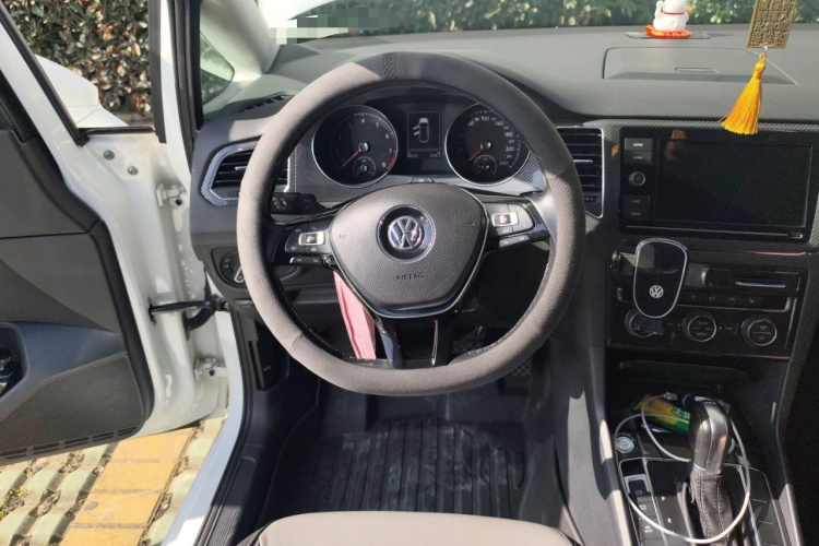 大众 高尔夫·嘉旅 2019款 280TSI 自动守望型 国VI中控内饰13