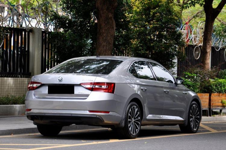 斯柯达 速派 2016款 TSI330 DSG智行版车身外观6007