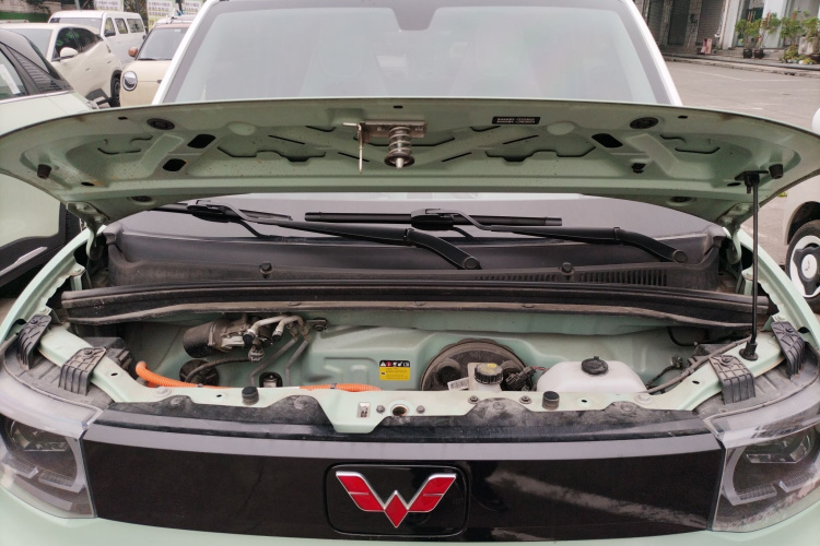 五菱汽车 宏光MINIEV 2022款 马卡龙时尚款 磷酸铁锂机舱底盘24