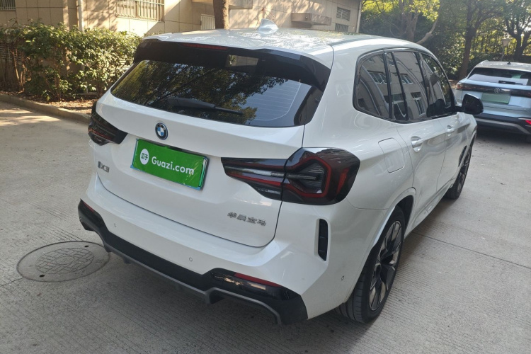 宝马iX3 2024款 创领型车身外观7