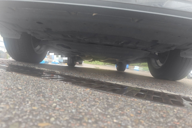 雷克萨斯RX 2016款 300 两驱精英版 国V局部细节9008