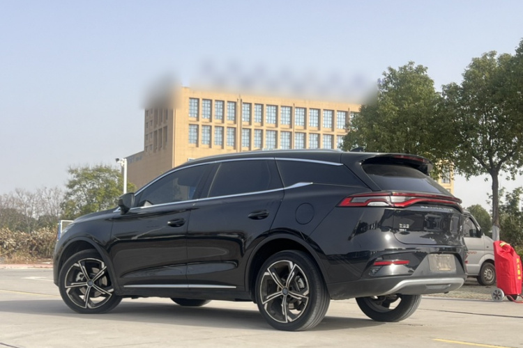 比亚迪 唐新能源 2021款 DM-i 112KM 尊荣型车身外观6006