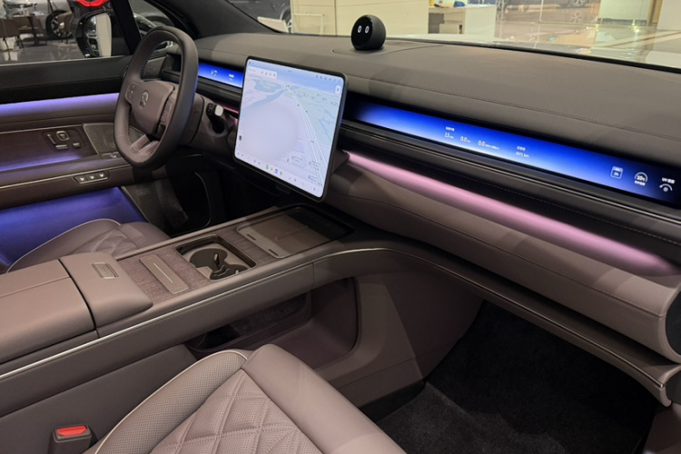 蔚来ES8 2026款 六座行政豪华版中控内饰7007