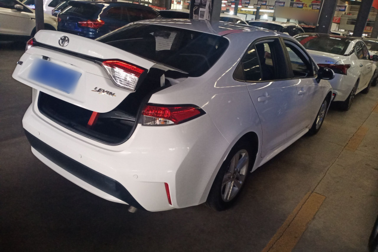 丰田 雷凌 2022款 TNGA 1.5L CVT进取版车身外观7