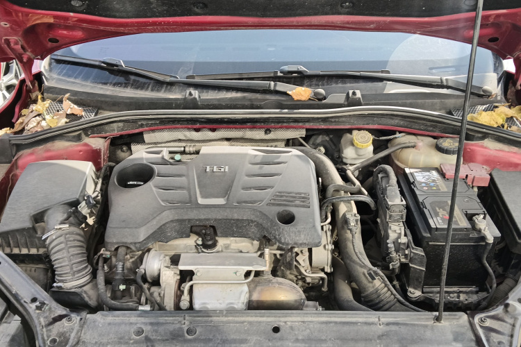 荣威i6 2017款 20T 自动旗舰版机舱底盘24