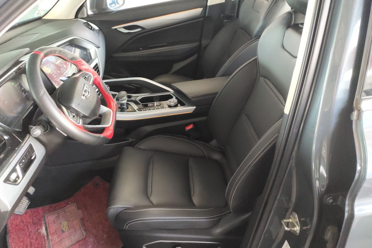 吉利汽车 星越 2019款 300T 耀星者中控内饰19